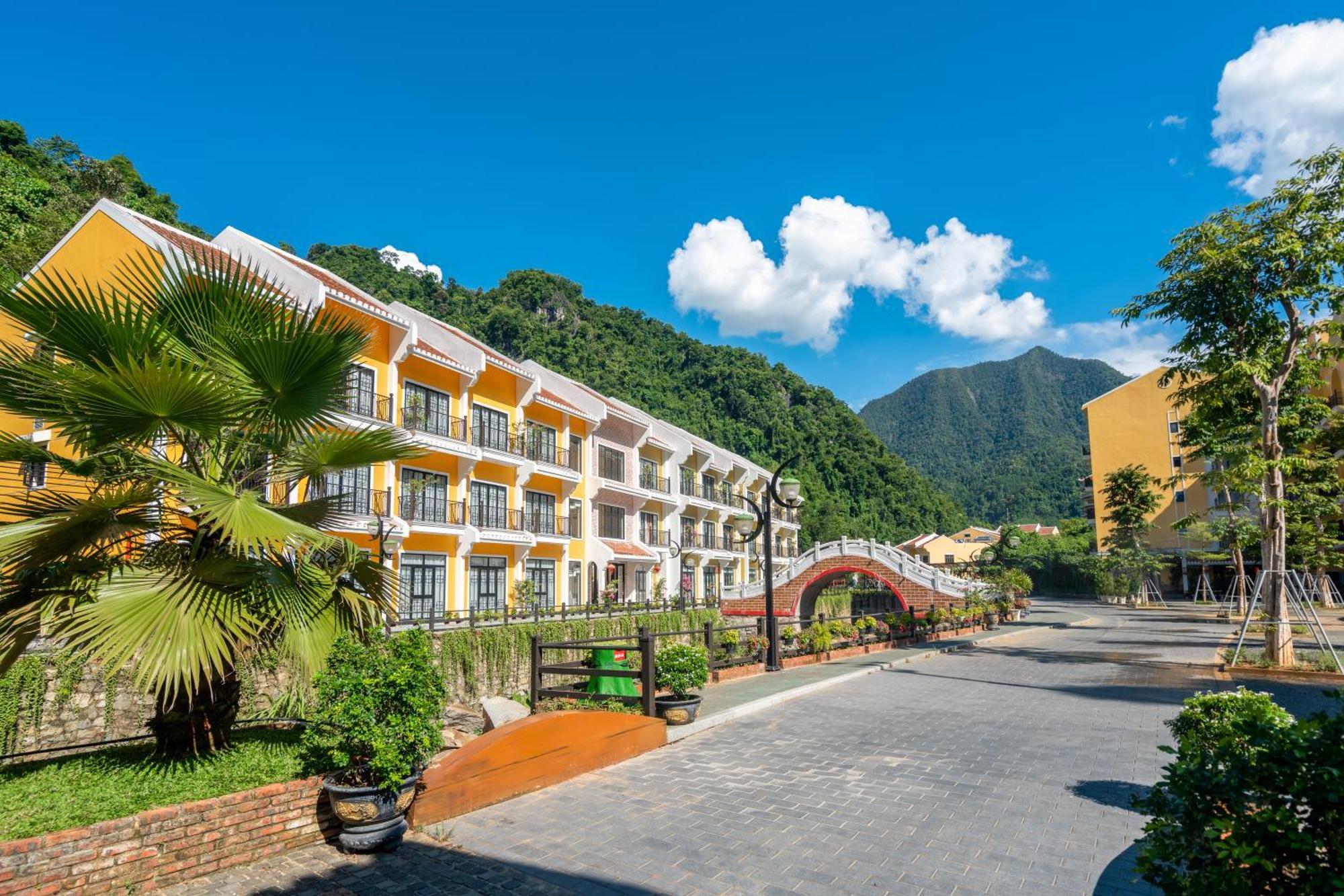 Fivitel Cong Troi Dong Giang - Fivitel Dong Giang Heaven'S Gate Hotel Buitenkant foto